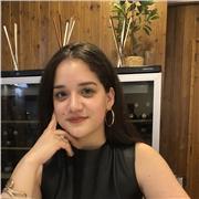 Estudiante de química en la Universidad de Zaragoza. Capacitada para impartir clases en niveles desde primaria hasta bachillerato